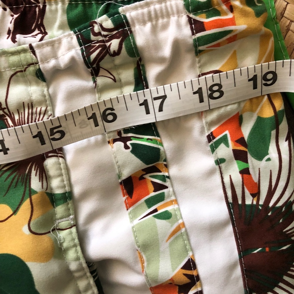 Men’s Swim Trunks - Picture 3 of 5